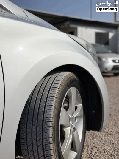 Hyundai Avante Limited 4
