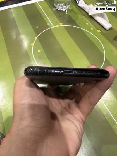 ايفون 11 pro max ذاكرة 512 3
