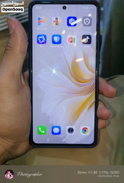 تكنو كامون 20 برو 5g جهاز نظيف كلش استخدام قليل ذاكره .256 رام 16 لا مفتوح ولا مصلح 3
