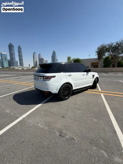 Land Rover Range Rover Sport SVR 2