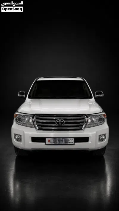 Toyota Land Cruiser GXR 3