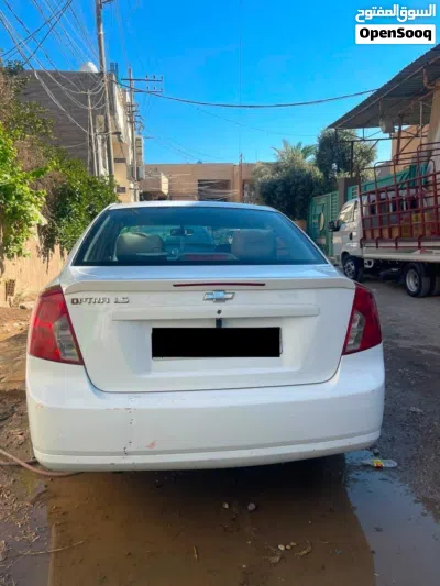 Chevrolet Optra LS 2