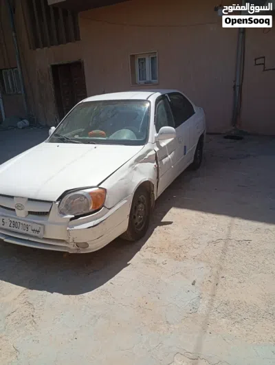 هيونداي فيرنا Standard 4