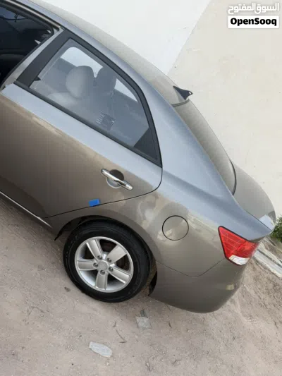 كيا سيراتو SX 4