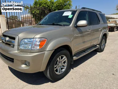 Toyota Sequoia SR 5 2