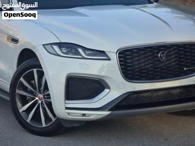 جاكوار F-Pace R-Dynamic SE 4