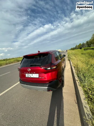 نیسان رۆگ SV 4