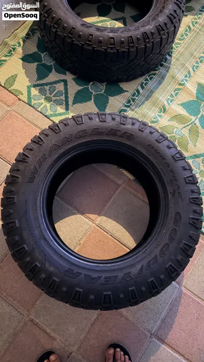 4 Good year Tyre 275/65R18 اطارات شبه جديده استخدام قليل 4