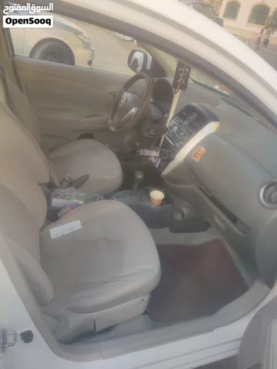 Nissan Sunny SL 2