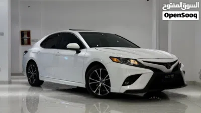 Toyota Camry SE 2