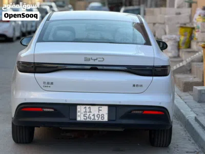 BYD Seal 4
