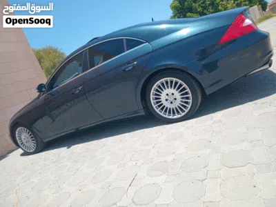 Mercedes Benz CLS-Class CLS 500 4