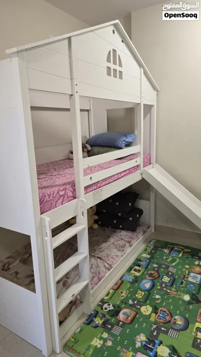 Harper's House Bunk Bed bought from hom 3