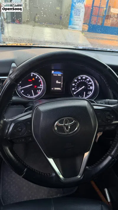 Toyota Camry SE 4