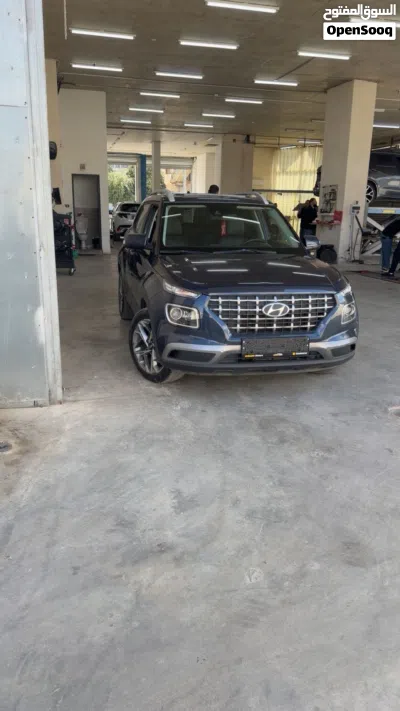 هيونداي فينيو Standard 3