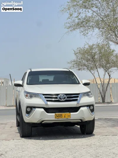 Toyota Fortuner GXR 2