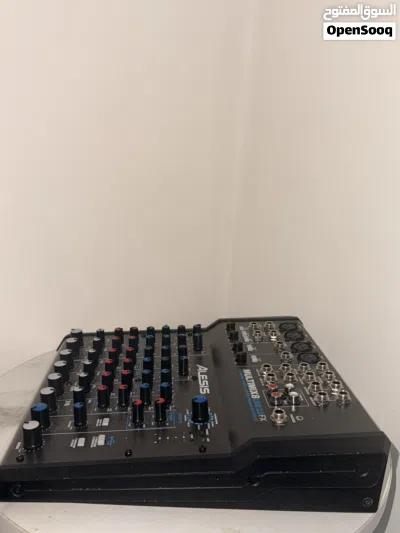ALESIS MULTIMIX8 USB 2.0FX 4