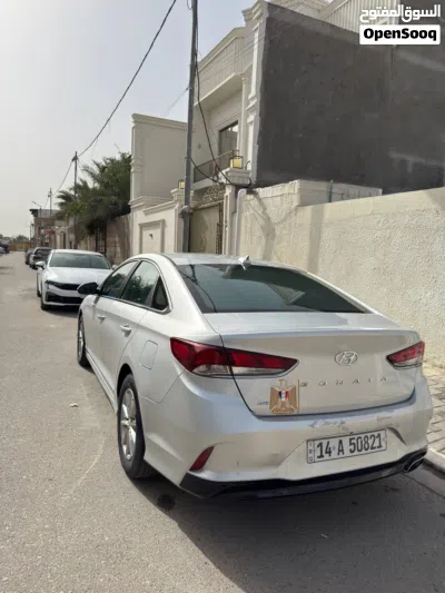 Hyundai Sonata SEL 4