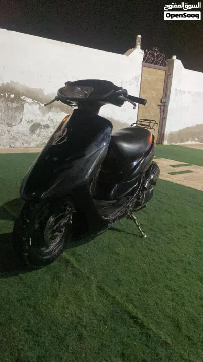 Suzuki Addresa 4