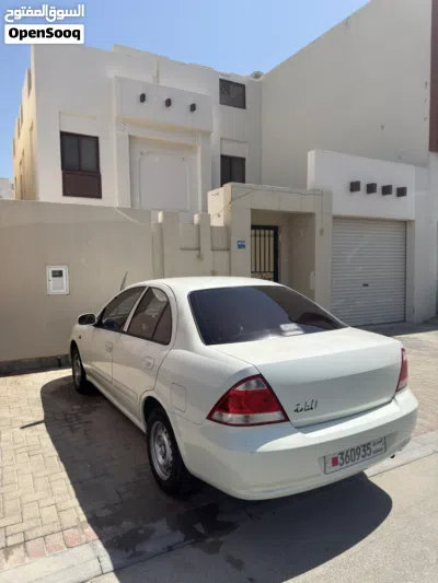 Nissan Sunny Standard 2