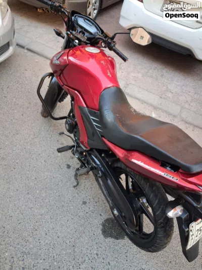 هوندا يونيكورن 3