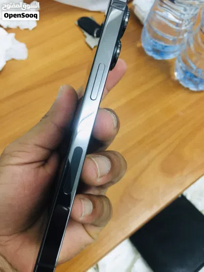 Iphone 13 pro 256gb Battary health 95% good conditions no any scratch 4