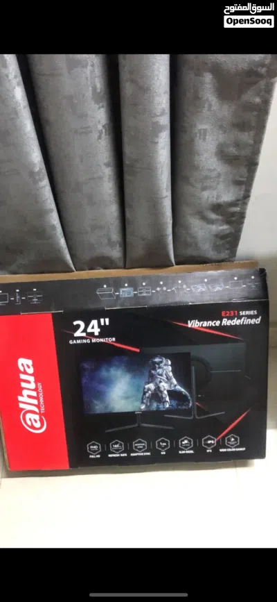 شاشه جيمنج 165hz. مقاس 24” مع الإضاءة 4
