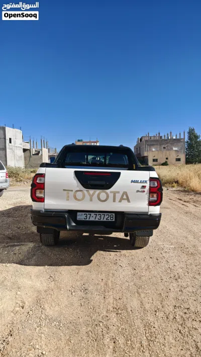 Toyota Hilux GR Sport 4