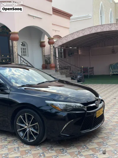 Toyota Camry XLE 3