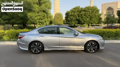 هوندا اكورد V6 Sport 2