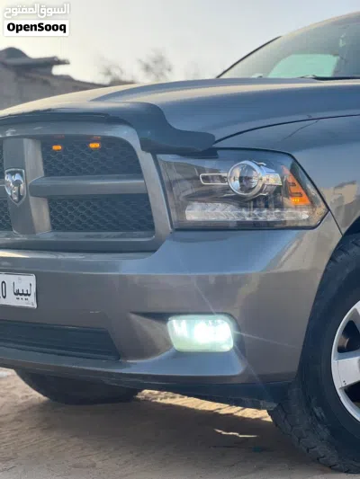 Dodge Ram Laramie 2