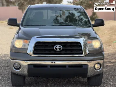Toyota Tundra SR5 4