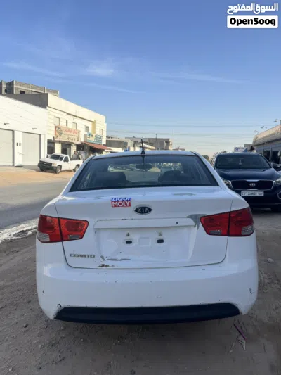 Kia Cerato Standard 4