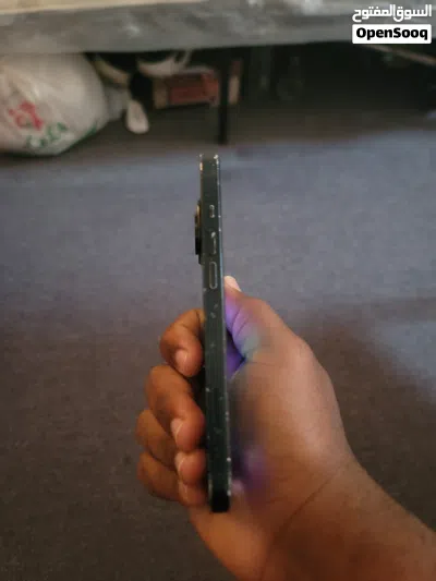 I phone 13 4