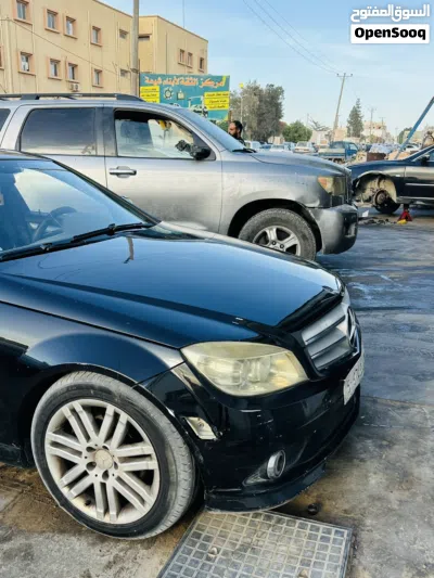 مرسيدس بنز الفئة-C C 300 2