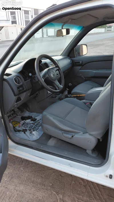 Mazda BT-50 Standard 4