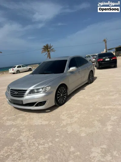 هيونداي ازيرا Standard 2