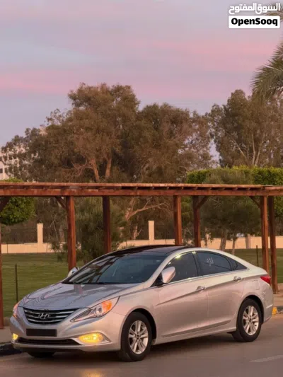 Hyundai Sonata Limited 3