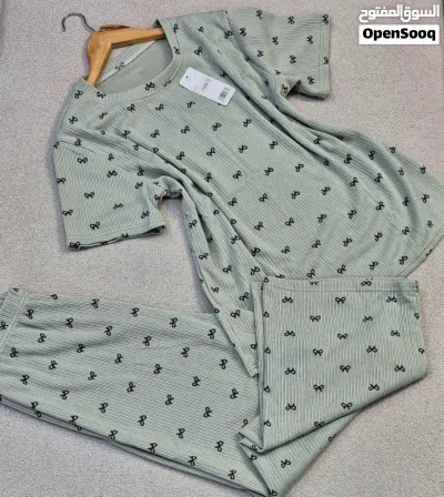 undefined 4