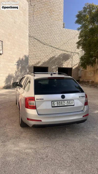 سكودا اوكتافيا Standard 3