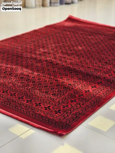 Afghani Design 200cm / 300cm Red Colour Carpet. 4