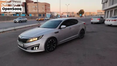 Kia K5 EX 4