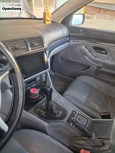 BMW 5 Series 525 3