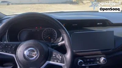 Nissan Kicks S 2