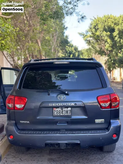Toyota Sequoia SR 5 3