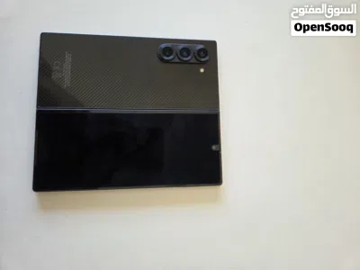 Samsung Z fold 6 Carbon Fiber 4