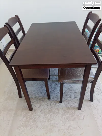 طاولة سفرة مع كراسي 3