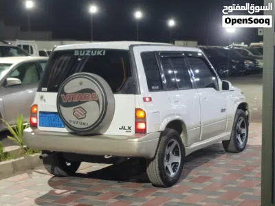 Suzuki Grand Vitara JLX 3
