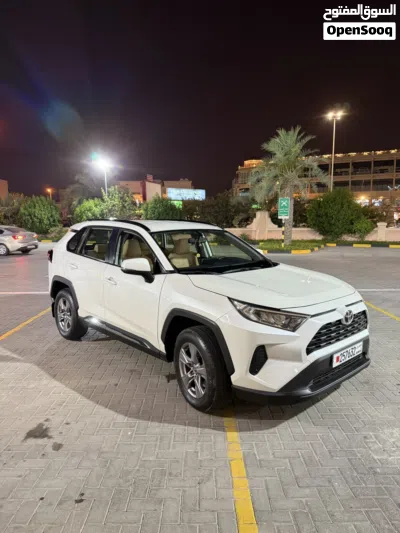 تويوتا راف فور LE 4