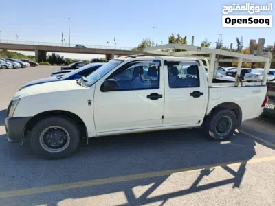 ايسوزو D-ماكس Standard 3
